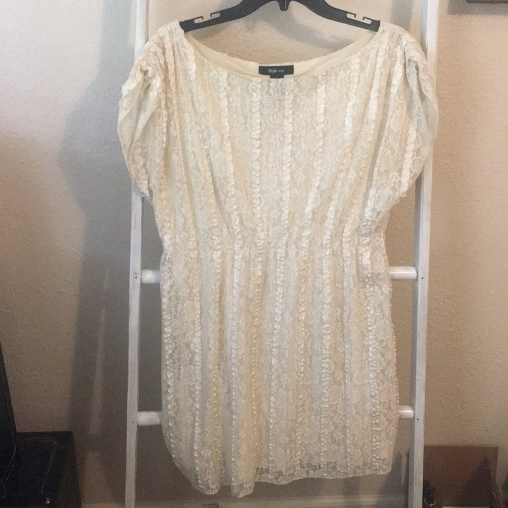 Lace dress